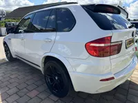 BMW X5 4.4i M Competition Foto